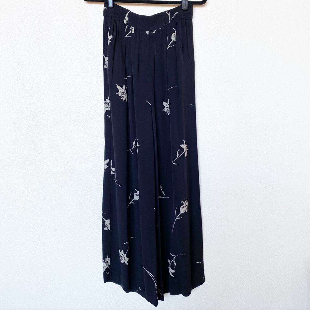Halogen Black Floral Pattern Wide Leg Pants Size Small